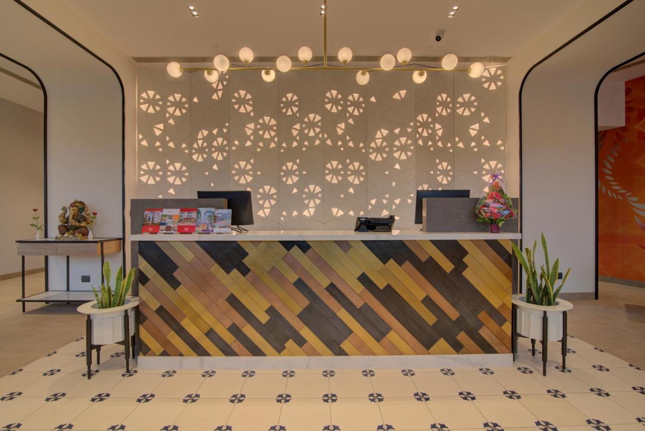 7 Apple Hotel ナーシク エクステリア 写真