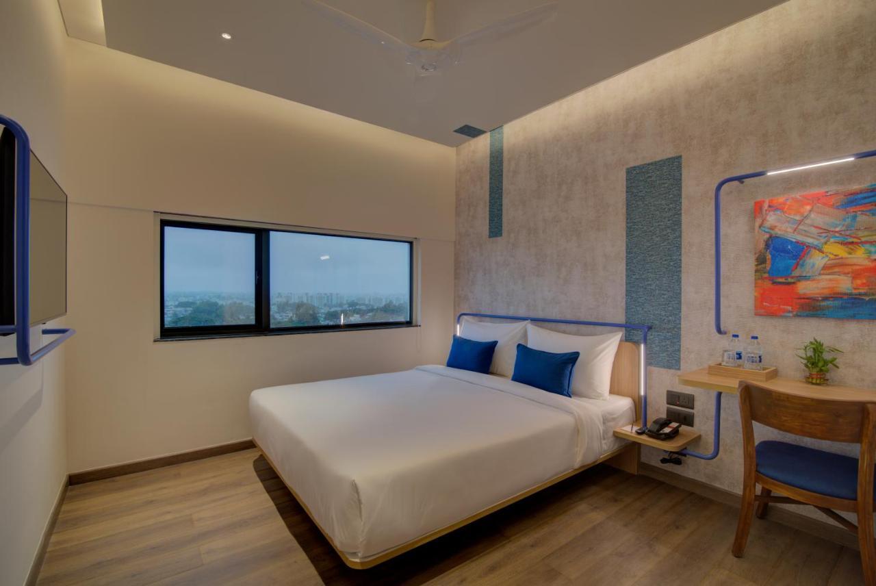 7 Apple Hotel ナーシク エクステリア 写真